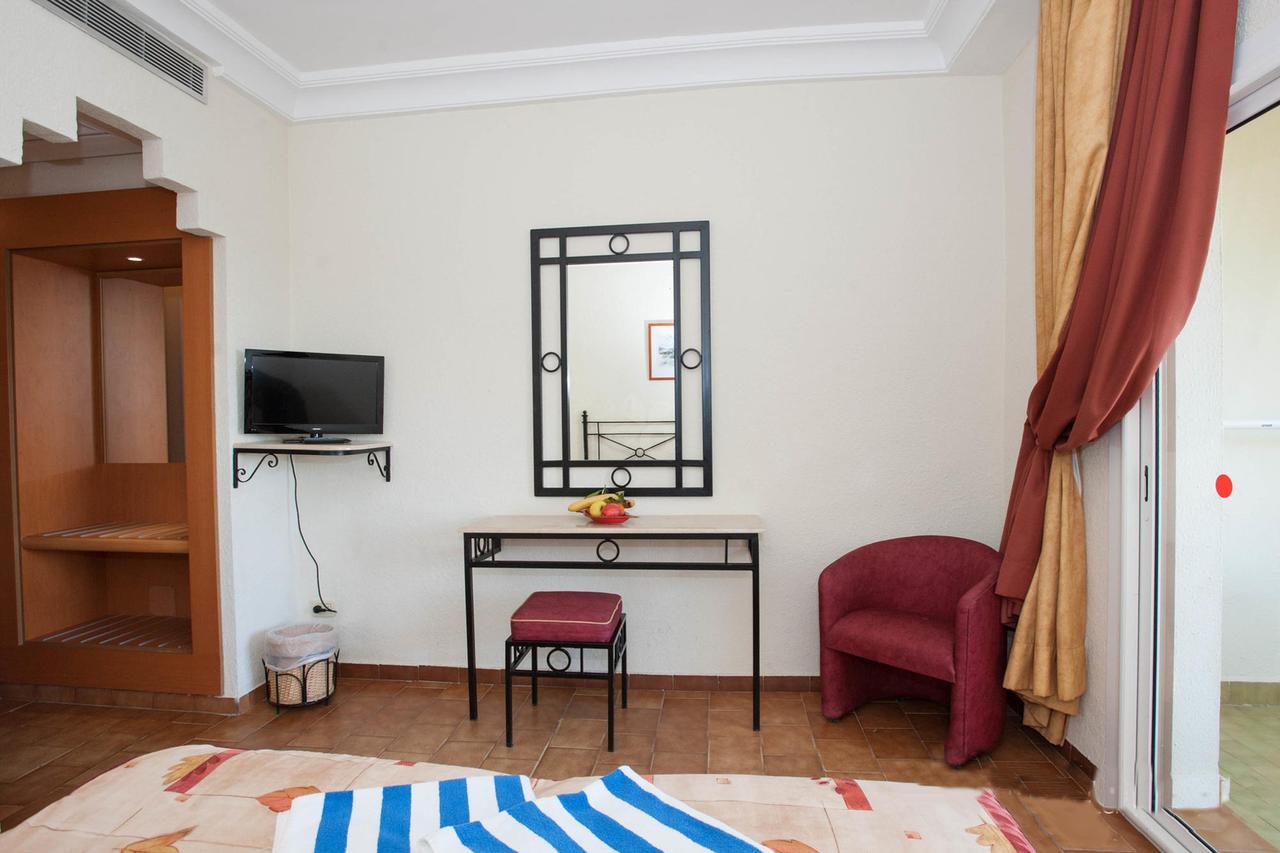 Sol Palmeras Beach - Family Hotel Sidi Bou Ali Bagian luar foto